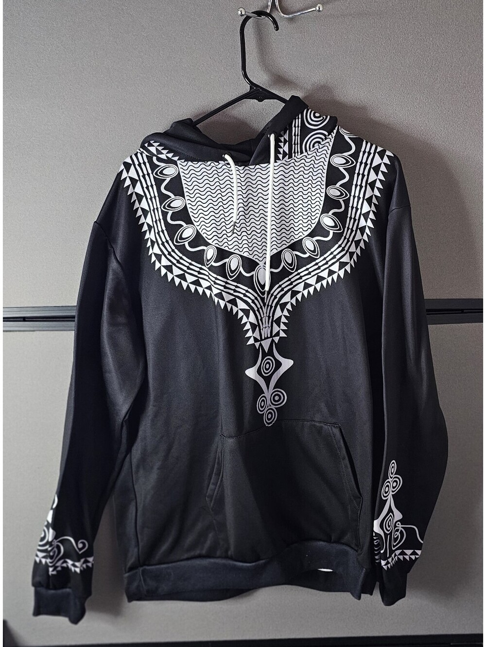 Printed Dashiki Color Black All-over Hoodie Patterned Pullover  Size L
